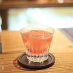 バー チャールストン - チャーリー・チャップリン