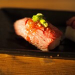 個室居酒屋 もみじ咲 - 3種の味比べ肉寿司