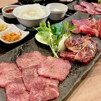 焼肉ホルモン せがれ - 