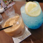 DAIBAN COFFEE cafe - 別の日：カフェラテ、レモネード✨