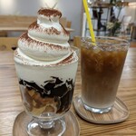 six flips - 咖啡果冻圣代，冰拿铁