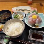 ぽん太 - お造り定食。