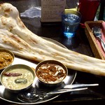 ダバ インディア - Dhaba India ＠八重洲 ランチ 三色カレー 1,000円