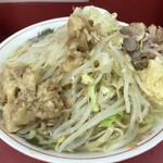 ラーメン二郎 - トッピングはニンニク・アブラ。