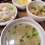 Kurua Tai - たまごスープ,サラダ,チャーハン, 缶詰のパイン♪