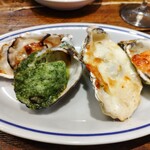 The fresca oysterbar&kitchen - 焼き牡蠣4種類