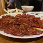 炭火焼肉市場 済州家 - 