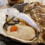出羽鮨 - 牡蠣。