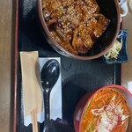 豚丼 大手門 - 