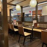 十六雑穀オムライス&ドリア専門店 おむらいす亭 - 内観