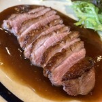 おやべの小さなビストロ マルカッサン - 鴨のロースト