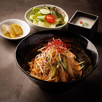 汁なし担々麺