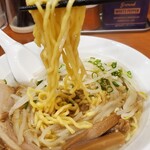 中華そば 七麺鳥 - 背脂醤油の麺