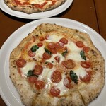 PIZZERIA MARITA - 大好きな水牛モッツァレラチーズのピッツアD.O.C。とってもミルキーな美味しさ！