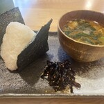 甘味喫茶 おかげ庵 - モーニング　おにぎりセット　