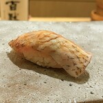 鮨 神楽 - ノドグロの昆布締めさ