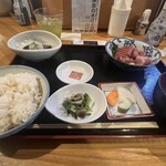 湯島 天神下 炭屋 - 天然生まぐろ刺身定食