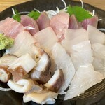 海の食堂 大家族 - 