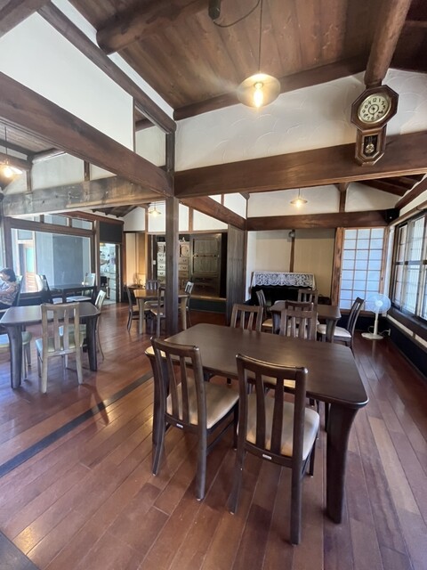 赤いそら豆 - 二階堂/カフェ | 食べログ