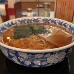 Nanshuu Ramen - 南秋ラーメン（ほぼ横から）