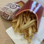 McDonald's - マックフライポテトL250円、ハンバーガー170円