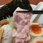 酒肴場 屯 - 低温調理のカタロースチャーシューは極薄でしっとり