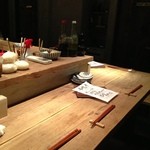 ちそう屋 コイン - Ｌ字カウンター。