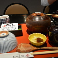 うなぎ和食  しら河 今池ガスビル店 - こんな感じで出てきます