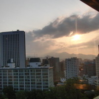 札幌 なだ万雅殿 - カウンター席からの眺め（２）　綺麗な夕焼けです