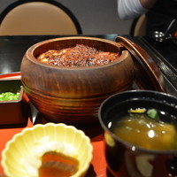 うなぎ和食  しら河 今池ガスビル店 - 肝吸いとお漬け物
