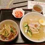 元祖 平壌冷麺屋 久保町店 - 