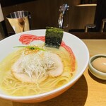 ニッポン ラーメン 凛 トウキョウ - 塩らぁ麺(数量限定) 、比内地鶏の味玉子(数量限定) 