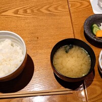 鉄板焼 旬 - 御飯 味噌汁が上品で美味しい 202309