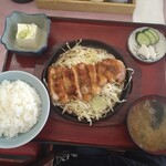 鉄板トンテキえびす食堂 - 