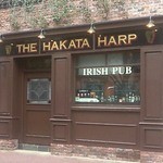 Irish Pub THE HAKATA HARP - 須崎町に入るあたりの大通りにあります