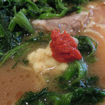 いずみ家 - 調味料を入れて啜る