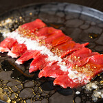 [Limited quantity] Legal beef heart sashimi (low temperature cooking)