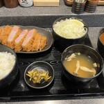 とんかつとカツカレーの店 キセキ食堂 - 
