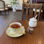 Cafe de Mieux - ミルクティーにしました。飲みやすい紅茶でした。