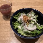 山本のハンバーグ - セット(ミニサラダ、野菜ジュース)