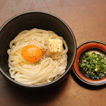 さぬきうどん　上谷製麺屋 - かまたまバター