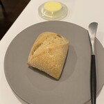 レストラン ラ・フロレゾン・ドゥ・タケウチ - パン