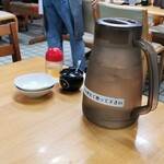 ひかり食堂 - テーブル