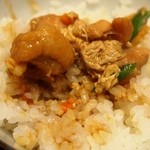 きしめん あまの - かしわやネギもぶっかけて食べる