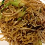 鷄とシイタケの焼きソバ