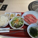 焼肉 大尚山 - 