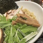つけ麺 ゆきむら吉衛門 - 料理写真:削りチャーシューつけ麺（UP）