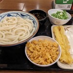 丸亀製麺 - 