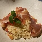 BLUE NOTE PLACE - 桃の冷製カッペリーニ