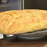 バルハチゴー - カウンターに置かれてる自家製フォカッチャ★